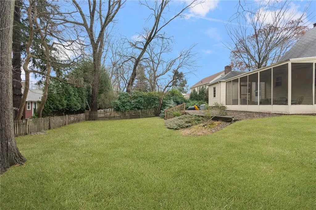 14 Kearsarge Drive Cranston RI 02920
