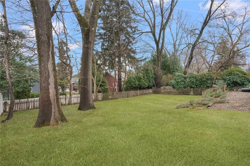 14 Kearsarge Drive Cranston RI 02920