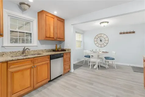 14 Kearsarge Drive Cranston RI 02920