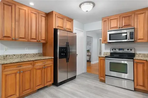 14 Kearsarge Drive Cranston RI 02920