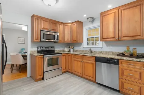 14 Kearsarge Drive Cranston RI 02920