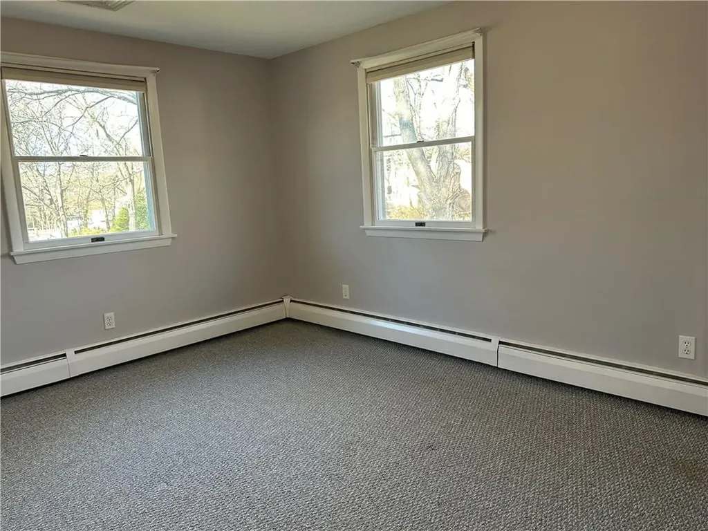 39 Old Pine Road Narragansett RI 02882