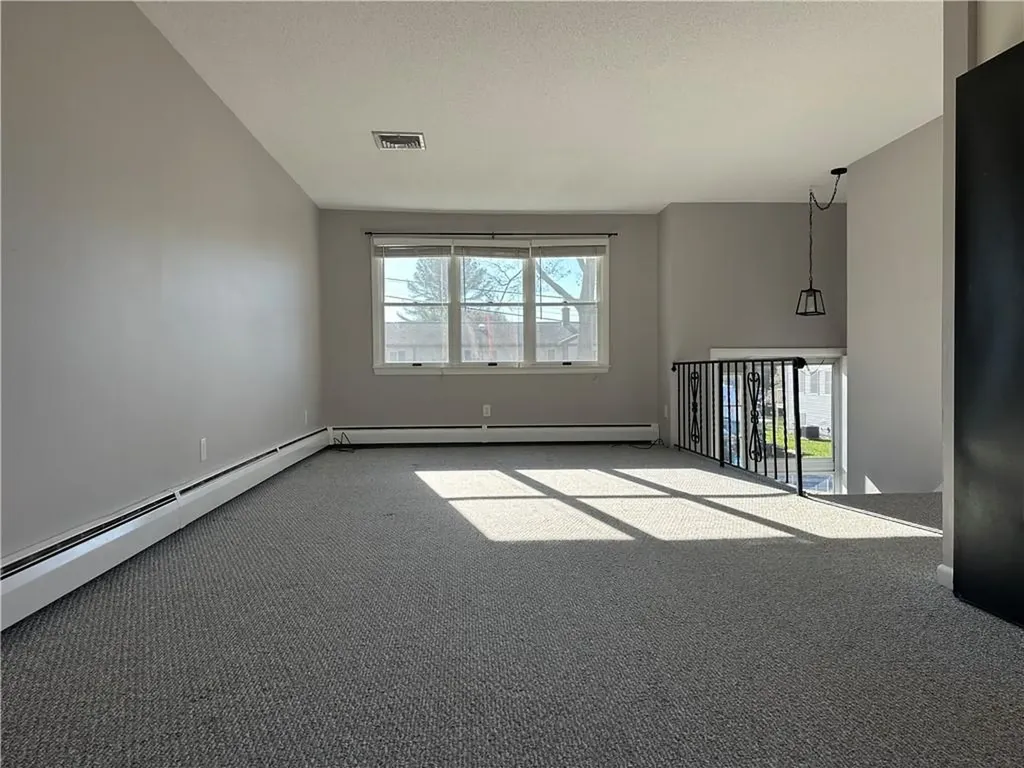 39 Old Pine Road Narragansett RI 02882