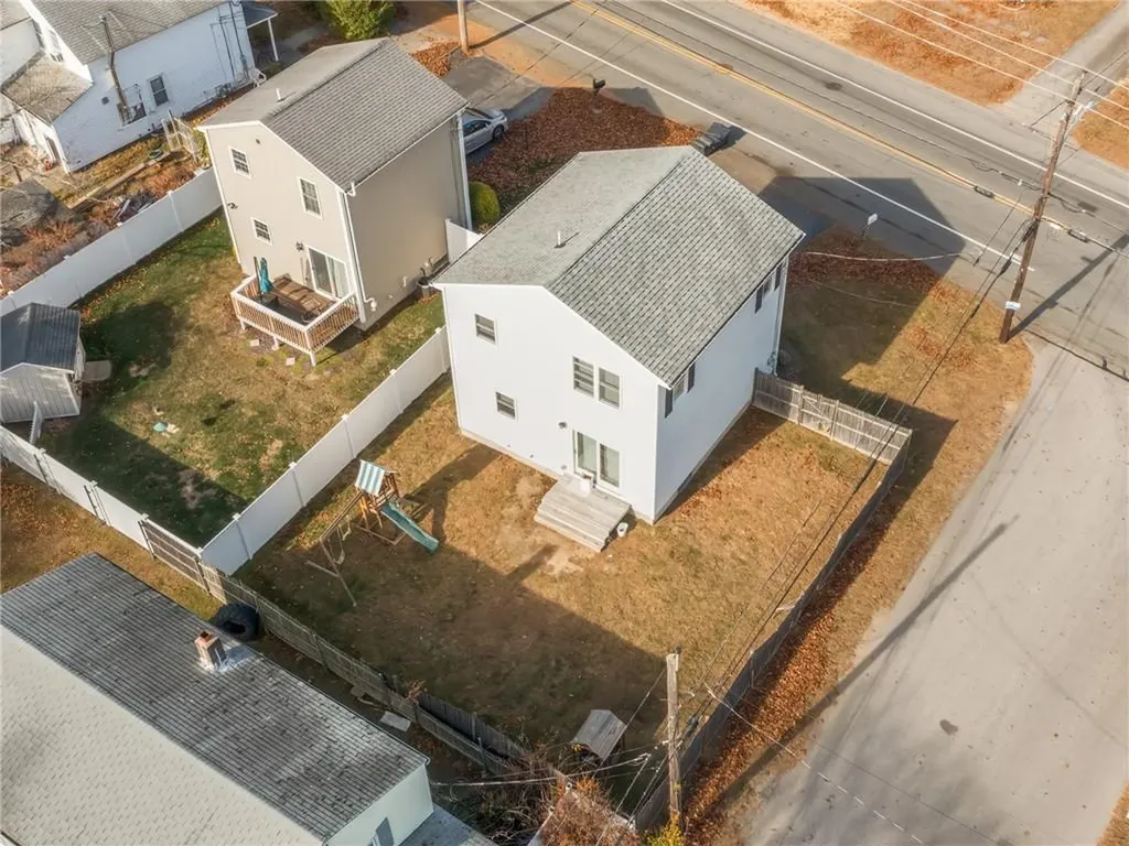 170 Long Street Warwick RI 02886