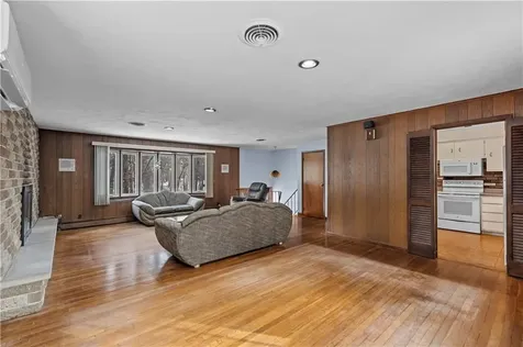 17 Ernest Road Glocester RI 02857