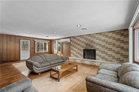 17 Ernest Road Glocester RI 02857