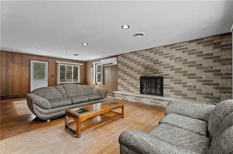 17 Ernest Road Glocester RI 02857