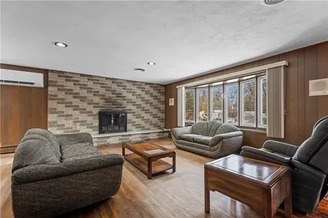 17 Ernest Road Glocester RI 02857