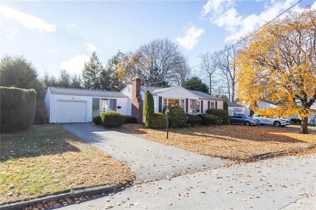 12 Carnation Drive Cranston RI 02920