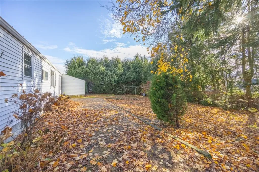 12 Carnation Drive Cranston RI 02920