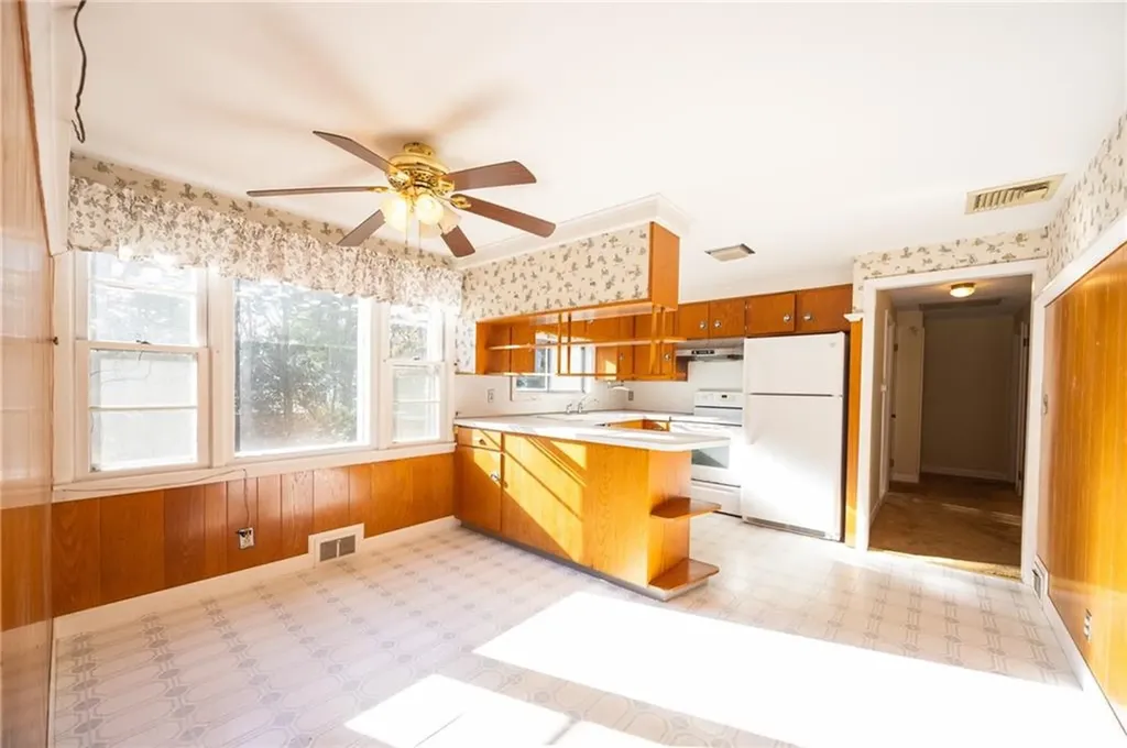 12 Carnation Drive Cranston RI 02920