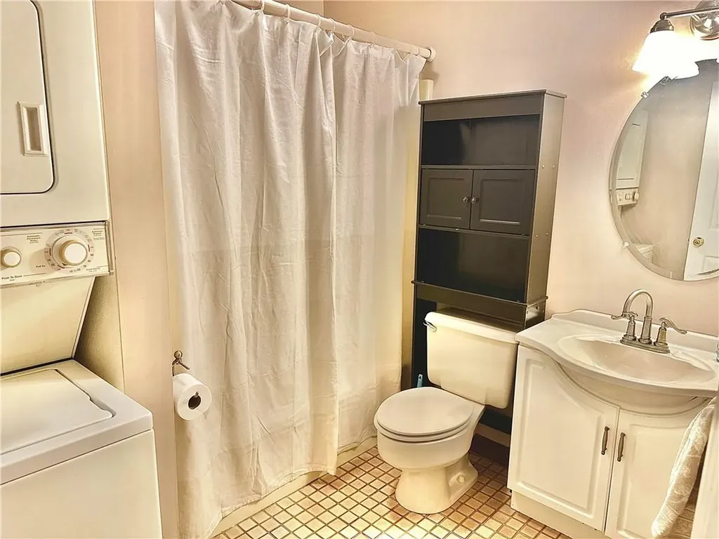 201 Woodlawn Avenue North Providence RI 02904