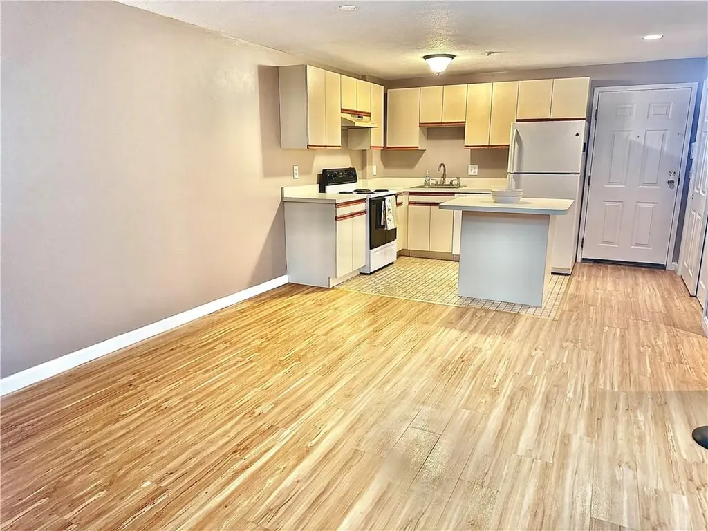 201 Woodlawn Avenue North Providence RI 02904