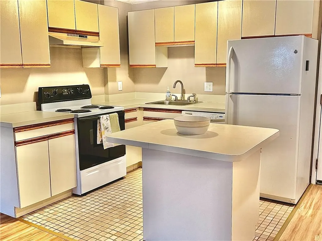 201 Woodlawn Avenue North Providence RI 02904