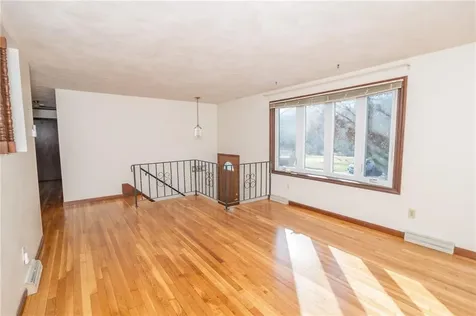 64 Ebony Court North Kingstown RI 02852