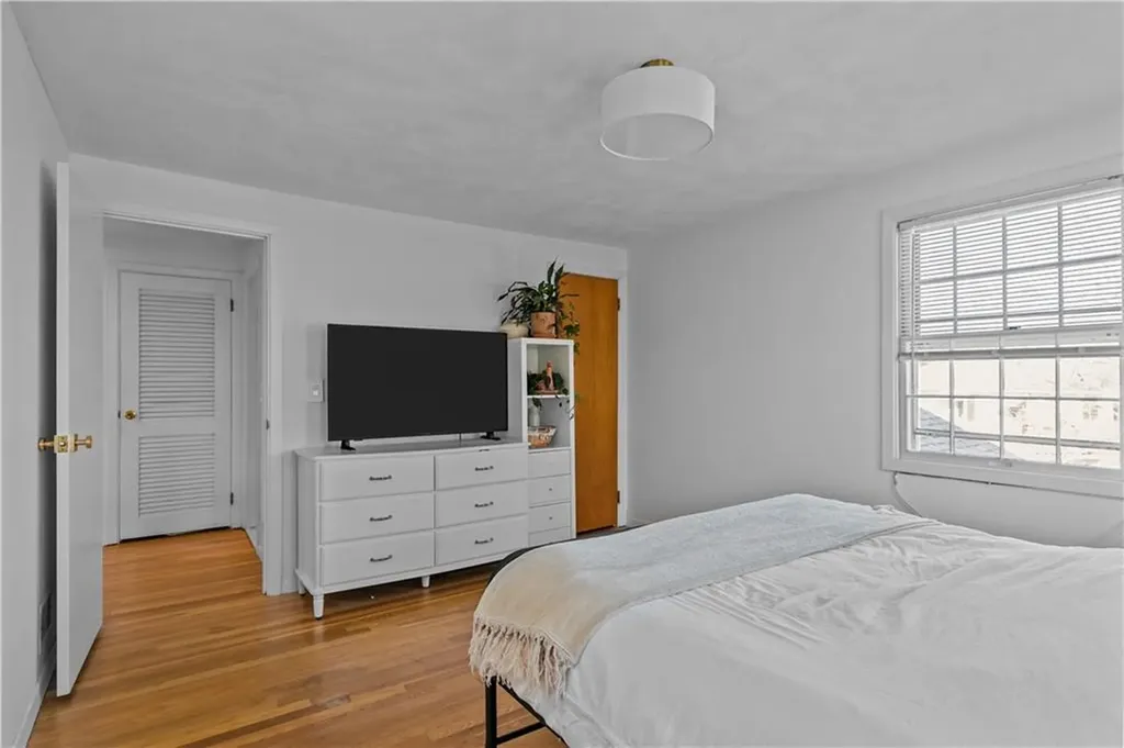 15 Welch Road Warwick RI 02889