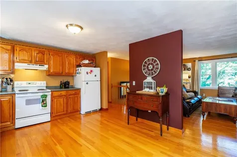 490 Sowams Road Barrington RI 02806