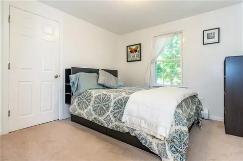 490 Sowams Road Barrington RI 02806