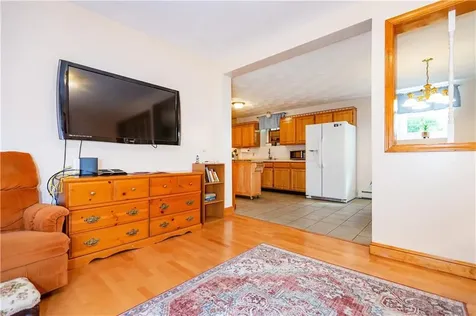 490 Sowams Road Barrington RI 02806