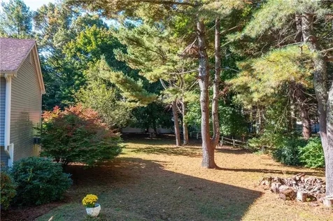 490 Sowams Road Barrington RI 02806