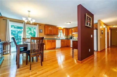 490 Sowams Road Barrington RI 02806