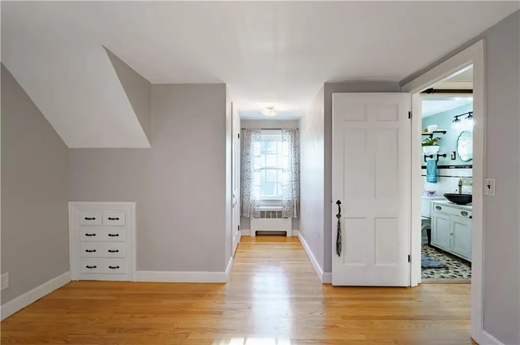 22 Kilburn Avenue Lincoln RI 02865