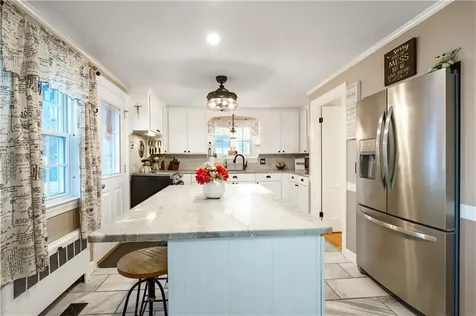 22 Kilburn Avenue Lincoln RI 02865