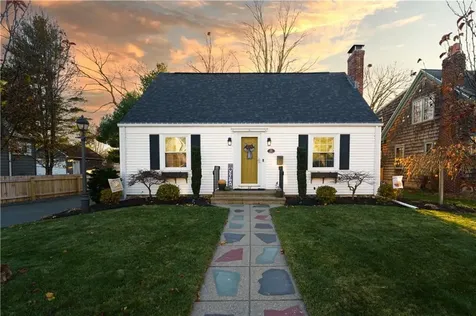 22 Kilburn Avenue Lincoln RI 02865