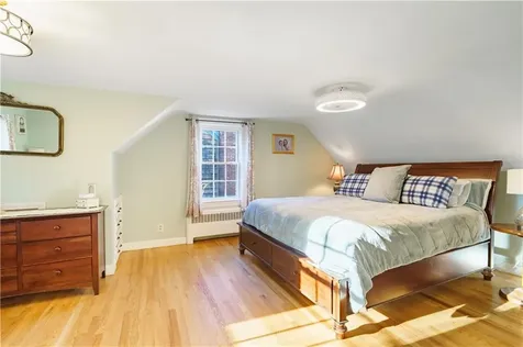 22 Kilburn Avenue Lincoln RI 02865