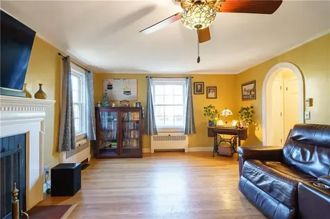 22 Kilburn Avenue Lincoln RI 02865