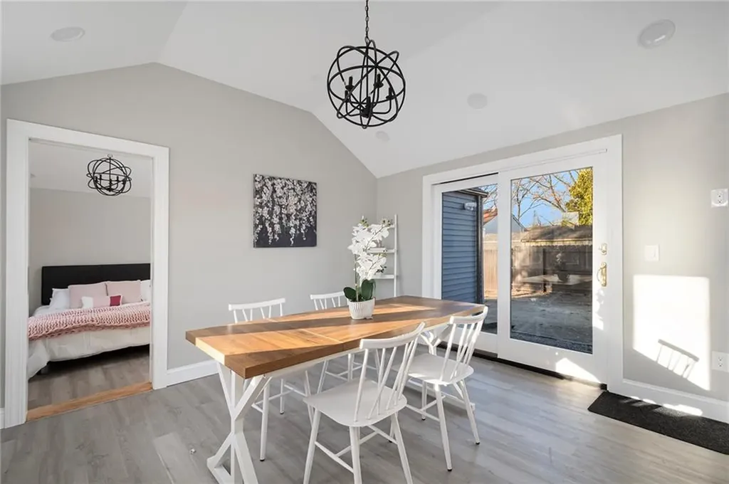 35 Montana Avenue Warwick RI 02888