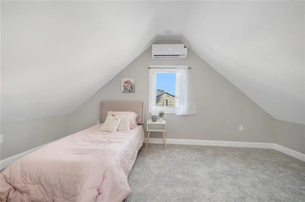 35 Montana Avenue Warwick RI 02888