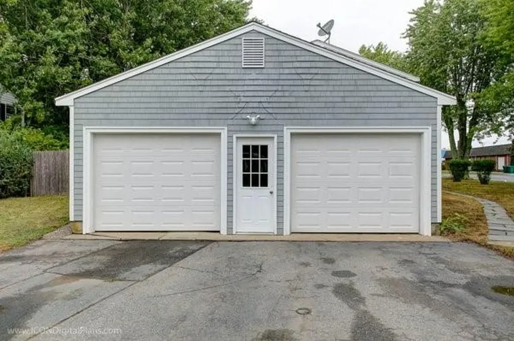 28 Reardon Drive Middletown RI 02842