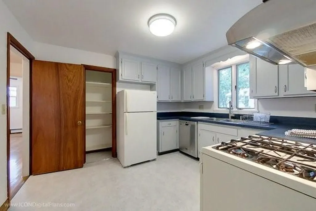 28 Reardon Drive Middletown RI 02842