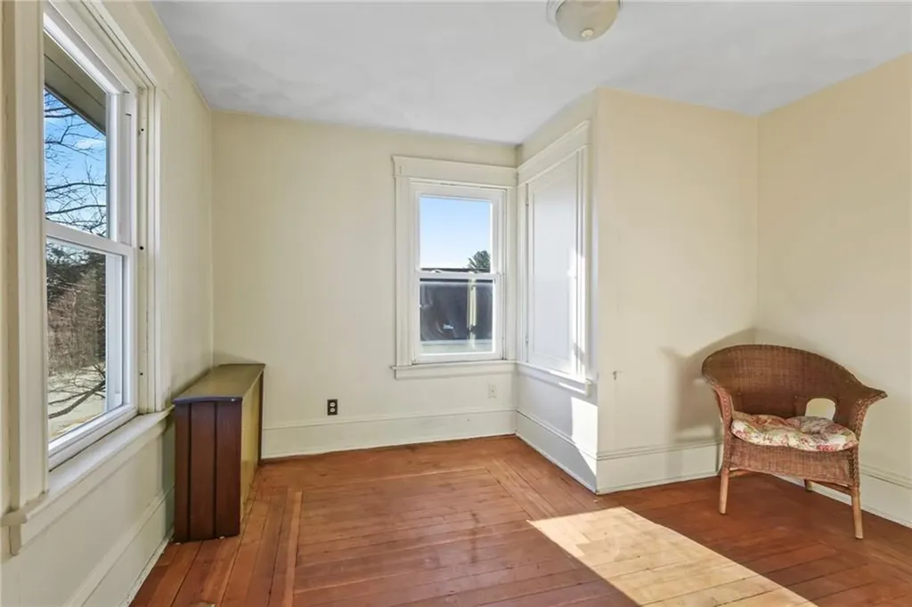 47 George Arden Avenue Warwick RI 02886