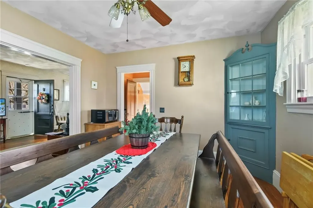 47 George Arden Avenue Warwick RI 02886
