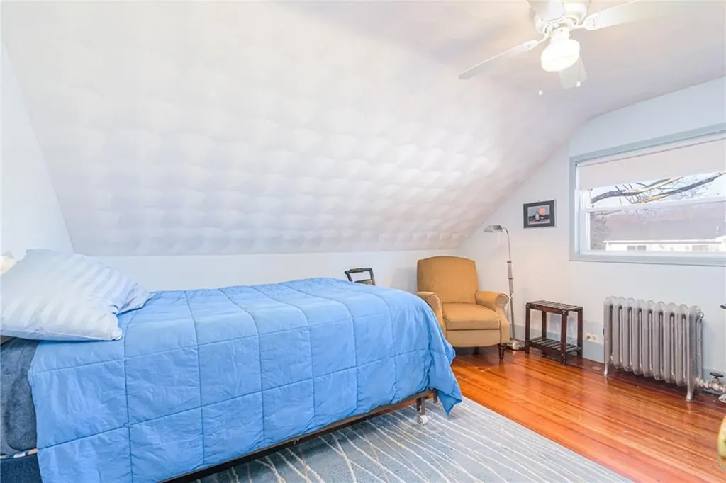 43 Chester Avenue Warwick RI 02889