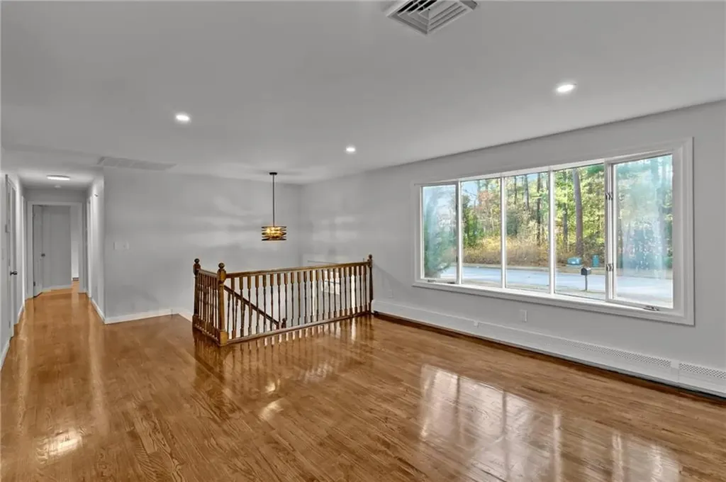 39 Circlewood Drive Coventry RI 02816