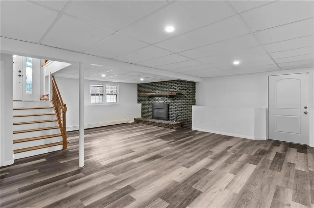 39 Circlewood Drive Coventry RI 02816