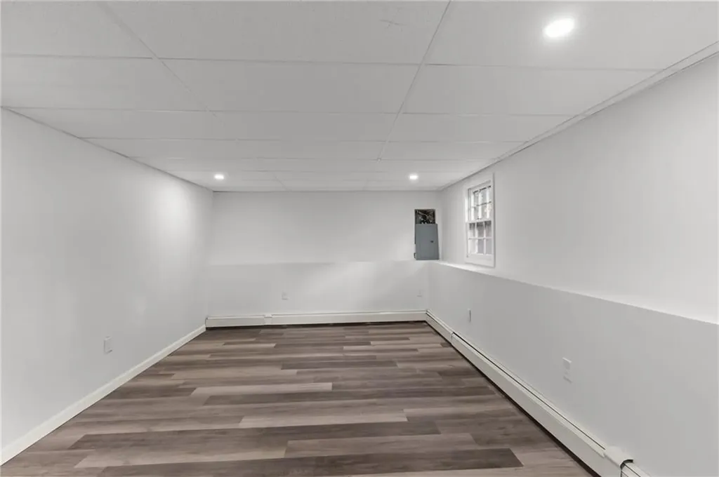 39 Circlewood Drive Coventry RI 02816