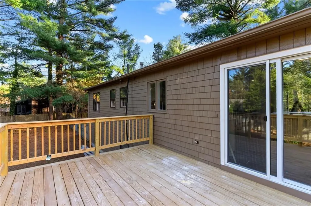 39 Circlewood Drive Coventry RI 02816