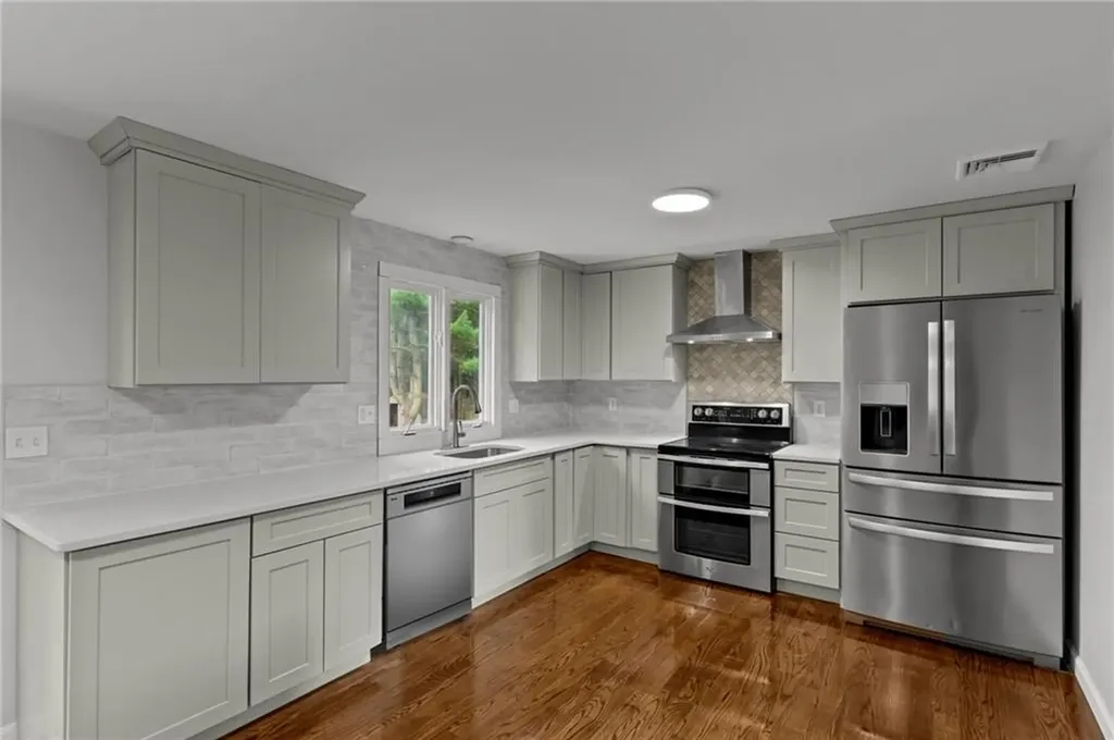 39 Circlewood Drive Coventry RI 02816