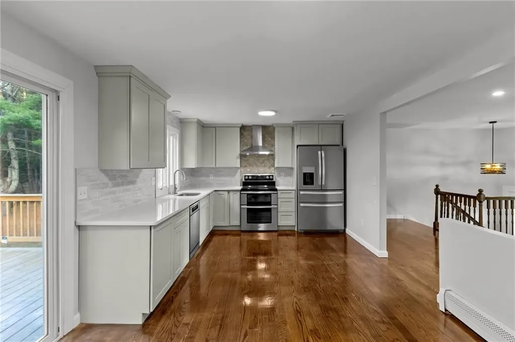 39 Circlewood Drive Coventry RI 02816