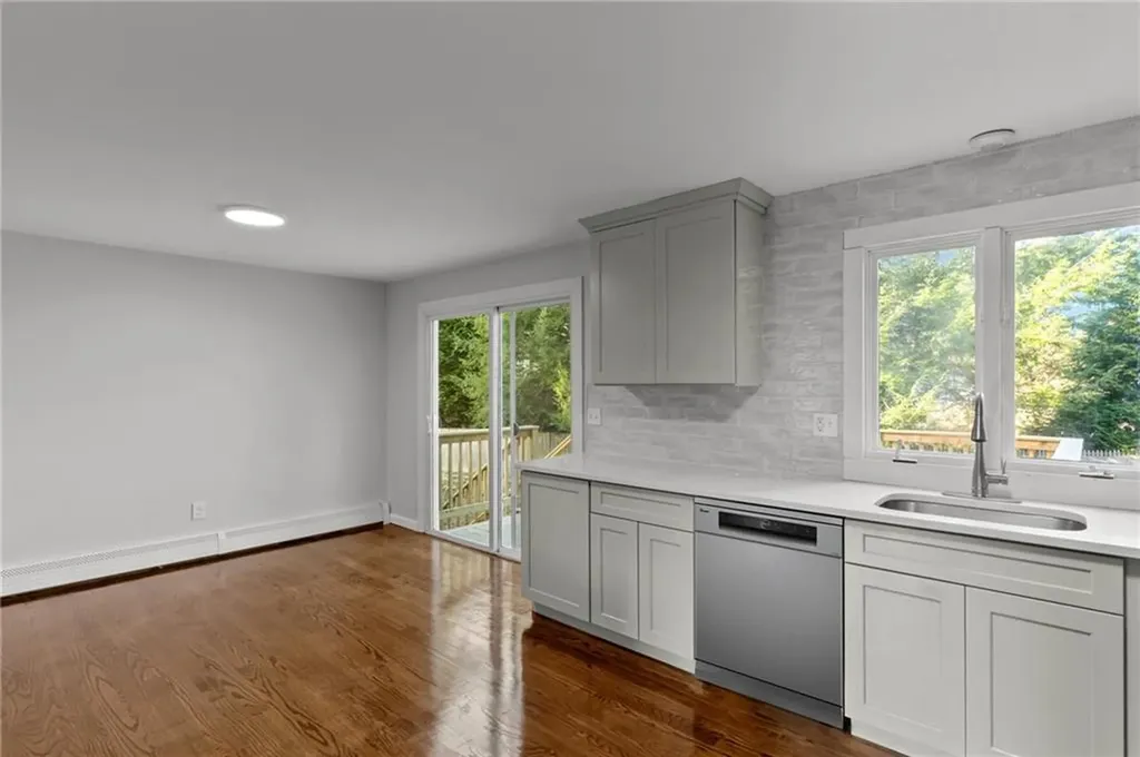 39 Circlewood Drive Coventry RI 02816