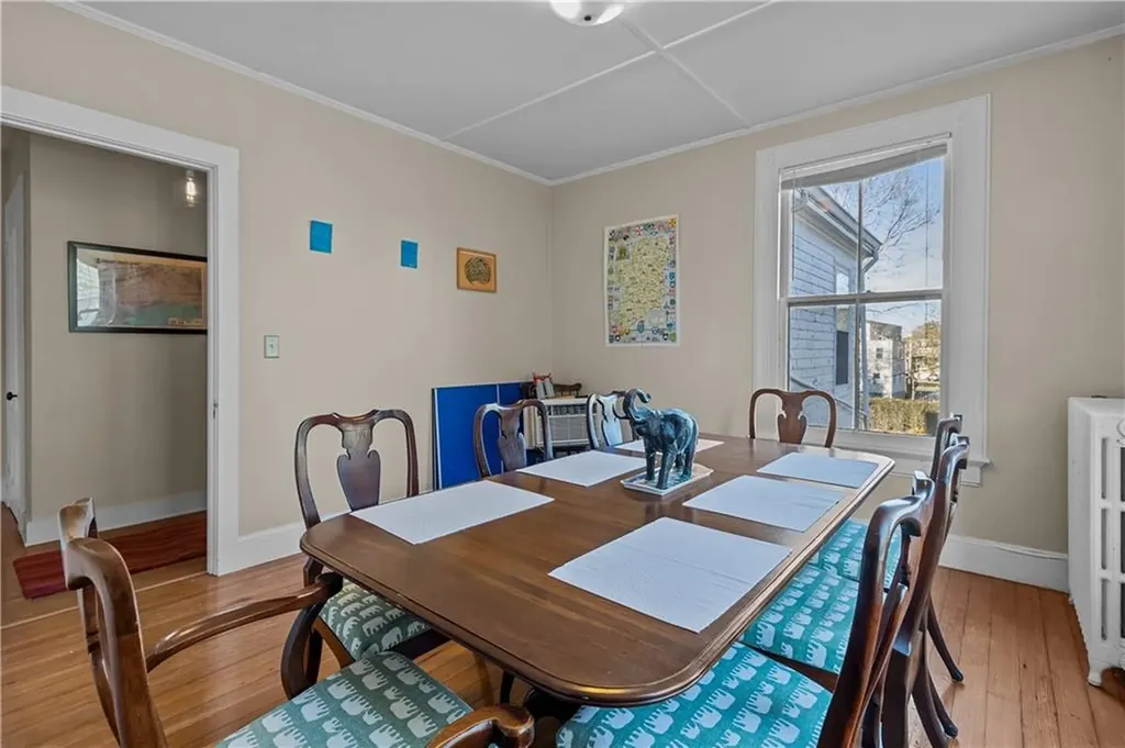 22 Rhode Island Avenue Newport RI 02840