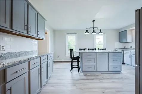 8 Evie Drive Warren RI 02885