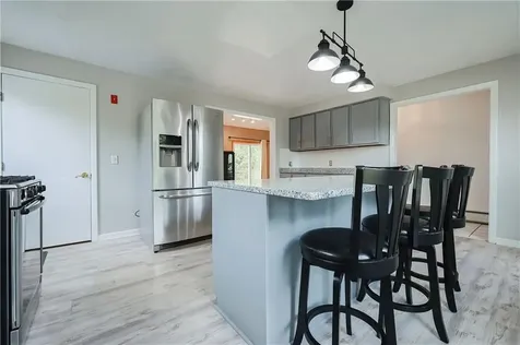 8 Evie Drive Warren RI 02885