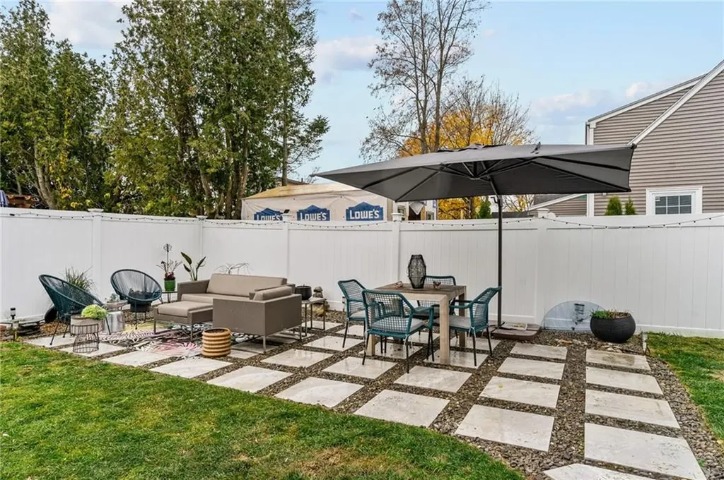31 Intervale Road Cranston RI 02910