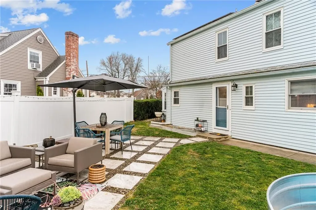 31 Intervale Road Cranston RI 02910