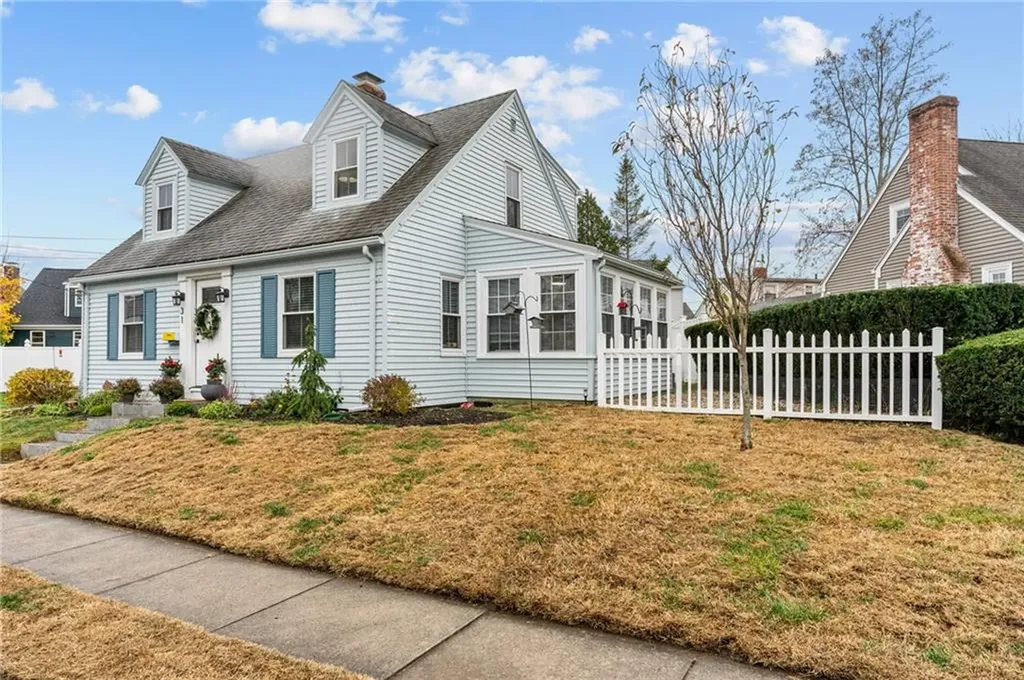31 Intervale Road Cranston RI 02910